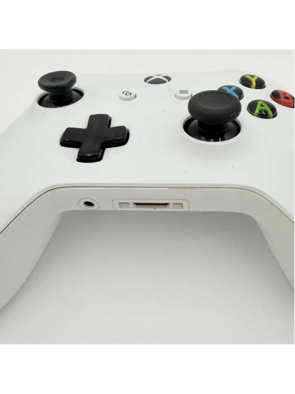 Microsoft Xbox One Wireless Controller White Model 1708 OEM Tested No Back